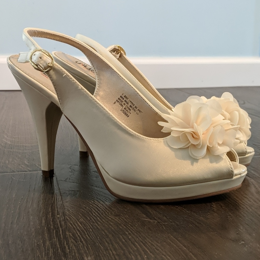 Slingback heels